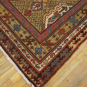 Antique Persian Serab Rug, Hand-Knotted Wool, Northwestern Persia - detail view 1