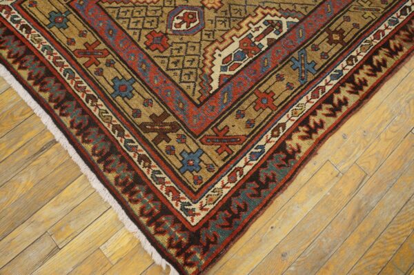 Antique persian serab rug, hand-knotted wool, northwestern persia - detail view 1