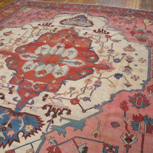 Antique Persian Serapi Carpet 9'10"×11'10" Ivory & Red Rust, Medallion Design, Circa 1880 - detail view 3