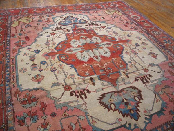 Antique persian serapi carpet 9'10"×11'10" ivory & red rust, medallion design, circa 1880 - detail view 6