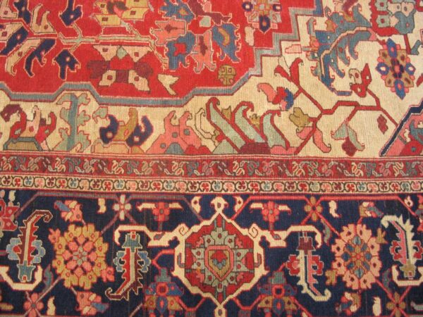 Antique persian serapi carpet 12'6"×18'9" red & navy geometric, circa 1890 - detail view 3