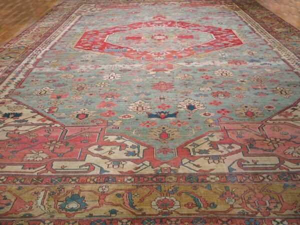 Antique persian serapi carpet 16'8"×24'10" sky blue & camel, circa 1890 - detail view 2