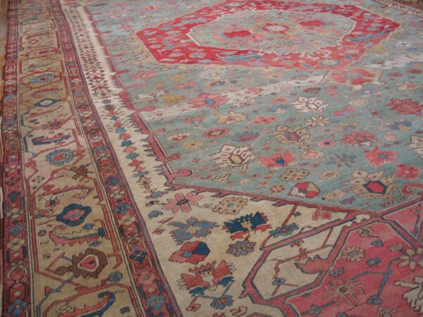 Antique persian serapi carpet 16'8"×24'10" sky blue & camel, circa 1890 - detail view 7