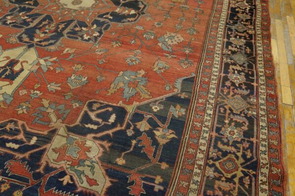 Antique persian serapi rug 10'6"×14'3" red medallion, 1890s - detail view 4