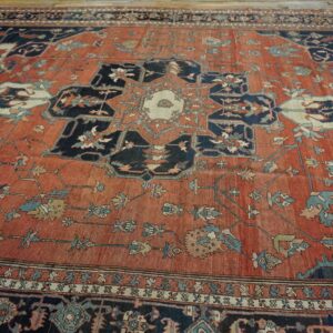 Antique Persian Serapi Rug 10'6"×14'3" Red Medallion, 1890s - detail view 6