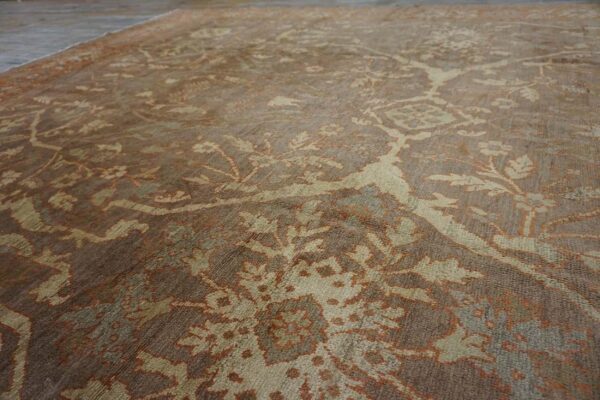 Antique persian sultanabad carpet 10'4"ã—13'4" buff & salmon, hand-knotted wool, 1890s - detail view 3