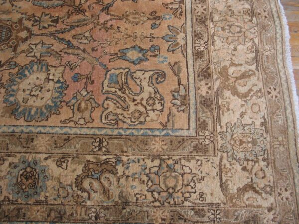 Antique persian tabriz carpet 8'5"×11'9" peach geometric, ivory border, 1930s-40s 5 Antique persian tabriz carpet 8'5"×11'9" peach geometric, ivory border, 1930s-40s - detail view 4