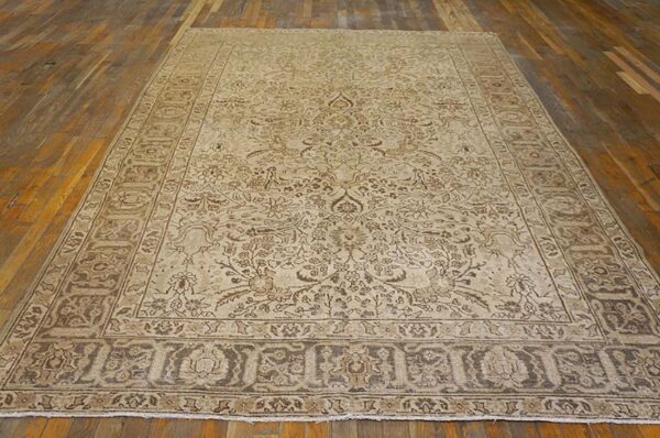 Antique persian tabriz carpet 6'6"×10' sand & grey floral, hand-knotted wool, circa 1930 2 Antique persian tabriz carpet 6'6"×10' sand & grey floral, hand-knotted wool, circa 1930 - detail view 1