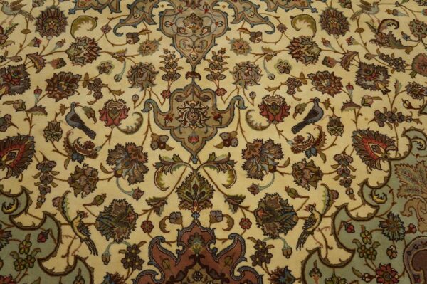 Antique persian tabriz rug, hand-knotted wool - detail view 1