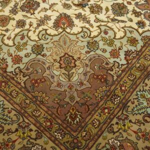Antique Persian Tabriz Rug, Hand-Knotted Wool - detail view 2
