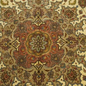Antique Persian Tabriz Rug, Hand-Knotted Wool - detail view 4