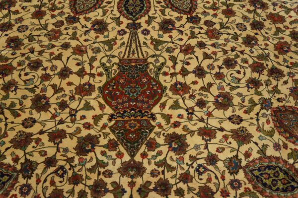 Antique persian tabriz rug 11'7"ã—16'6" hand-knotted wool - detail view 7