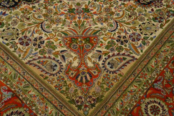 Antique persian tabriz rug 10'8"ã—15'4" hand-knotted wool - detail view 10