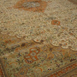 Antique Persian Tabriz Rug 13'Ã—19' Hand-Knotted Wool - detail view 10