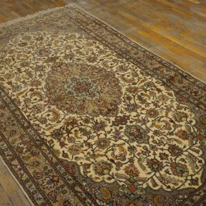 Antique Persian Tabriz Rug, Hand-Knotted Wool - detail view 2