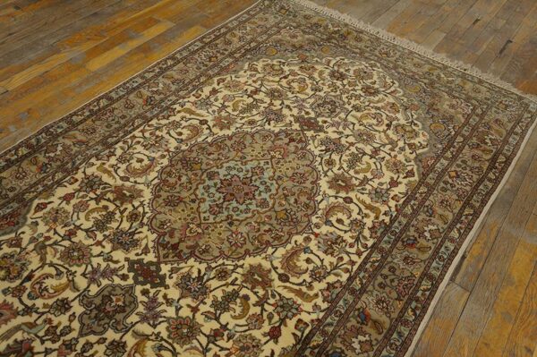 Antique persian tabriz rug, hand-knotted wool - detail view 3