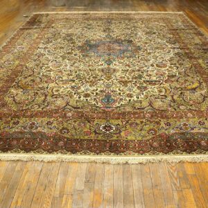Antique Persian Tabriz Rug, Hand-Knotted Wool, Northwestern Persia - detail view 4