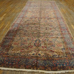 Antique S.E. Persian Kirman Gallery Carpet 5'10"×17'10" Beige Field, Blue Border, Circa 1920 - detail view 1