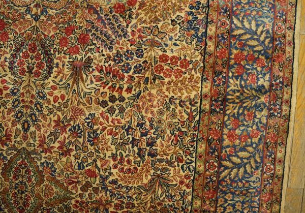 Antique s. E. Persian kirman gallery carpet 5'10"×17'10" beige field, blue border, circa 1920 - detail view 6