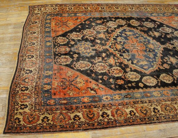 Antique s. Persian qashqai (khamse) carpet 5'2"×7'4" navy & ivory tribal, late 19th c. - detail view 3