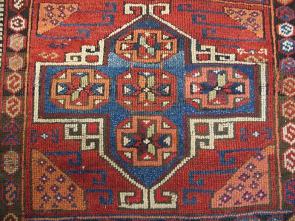 Antique turkish anatolian yuruk carpet 4'3"×5'6" red rust geometric, salmon border, 1880s - detail view 2
