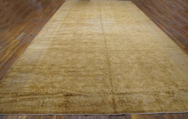 Antique turkish sivas carpet 11'×22'8" ochre medallion, hand-knotted wool, circa 1930 - detail view 1