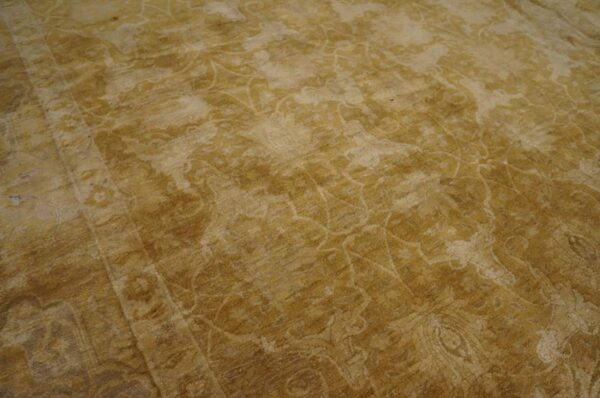 Antique turkish sivas carpet 11'×22'8" ochre medallion, hand-knotted wool, circa 1930 - detail view 4