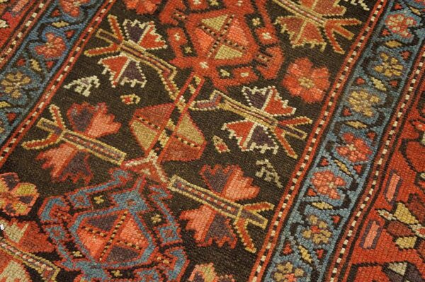 Antique w. Persian kurdish carpet 4'×8'9" brown field, red border, late 19th century - detail view 4