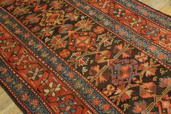 Antique w. Persian kurdish carpet 4'×8'9" brown field, red border, late 19th century - detail view 5