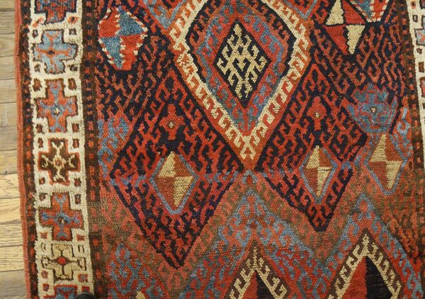 Antique w. Persian kurdish jaf carpet 3'10"×9'3" red field, ivory border, tribal lozenges, late 19th c. - detail view 4