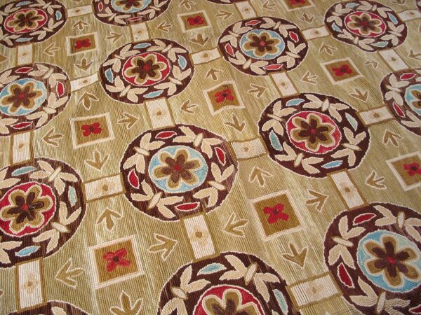 Contemporary american hooked rug — beige butterflies-flowers pattern - detail view 4
