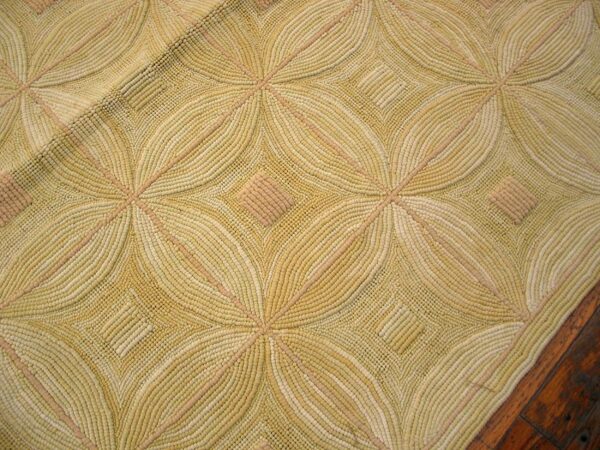 Contemporary american hooked rug — beige color, 4-star motif - detail view 2