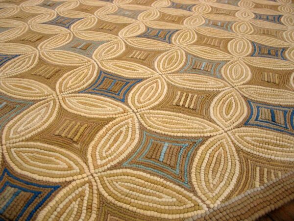 Contemporary american hooked rug — beige & cream geometric pattern - detail view 4