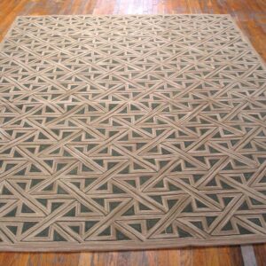 Contemporary American Hooked Rug — Black & Brown Geometric Pattern - detail view 1