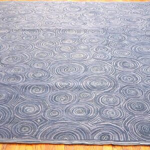 Contemporary American Hooked Rug 8'Ã—10' â€” Blue Circles Pattern - detail view 1