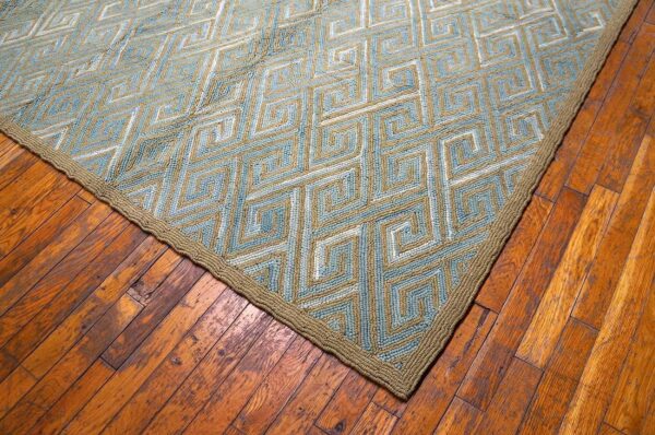 Contemporary american hooked rug — blue geometric pattern - detail view 7