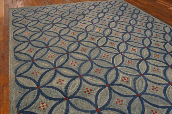 Contemporary american hooked rug 6'ã—9' â€” blue interlocking circle pattern - detail view 6