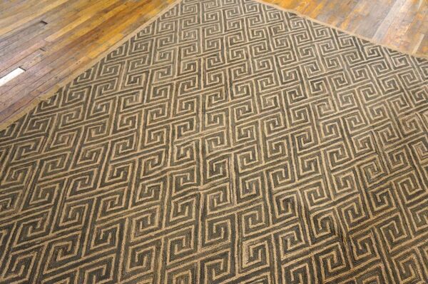Contemporary american hooked rug 6'×9' — brown wool & jute greek key - detail view 7