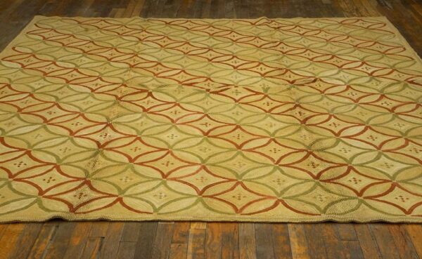 Contemporary american hooked rug 6'ã—9' (183ã—274 cm) â€” cotton hooked rug - detail view 1