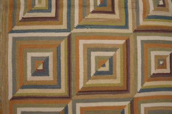 Contemporary american hooked rug — colorful geometric pattern - detail view 1