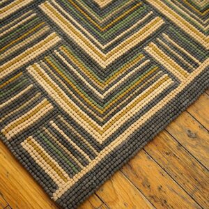 Contemporary American Hooked Rug â€” 3-Dimensional Stairs Pattern - detail view 3