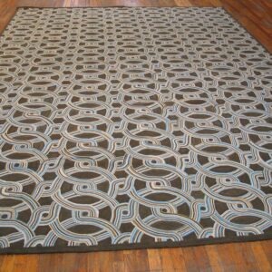 Contemporary American Hooked Rug — Distinctive Geometric Design - detail view 1