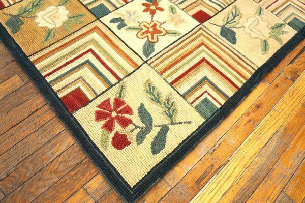 Contemporary american hooked rug — folk art style, beige background 4 Contemporary american hooked rug — folk art style, beige background - detail view 3