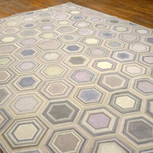 Contemporary American Hooked Rug 8'Ã—10' â€” Gray Hexagonal Pattern - detail view 2
