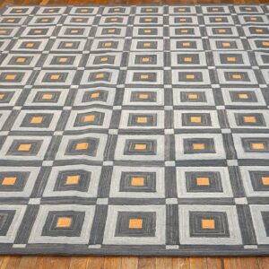 Contemporary American Hooked Rug 8'Ã—10' â€” Gray Square Pattern - detail view 1