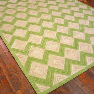 Contemporary American Hooked Rug — Green Zig Zag Pattern - detail view 4