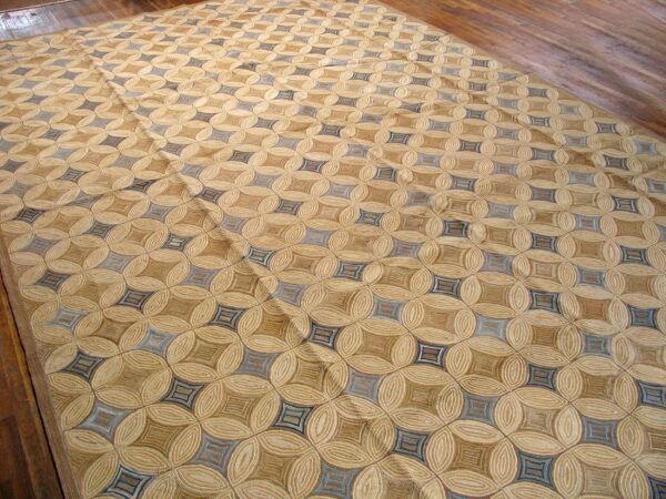 Contemporary american hooked rug — ivory & blue geometric pattern - detail view 6