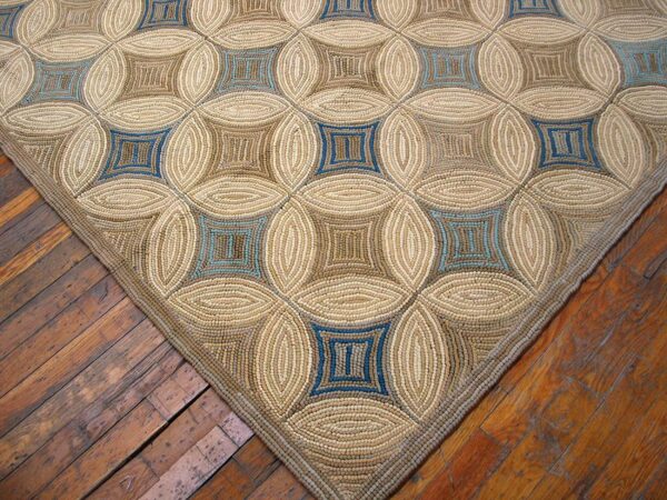 Contemporary american hooked rug — ivory & blue geometric pattern - detail view 7