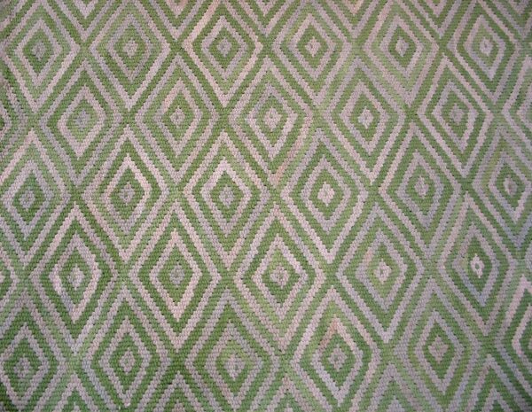 Contemporary american hooked rug — light color diamond rag rug - detail view 2
