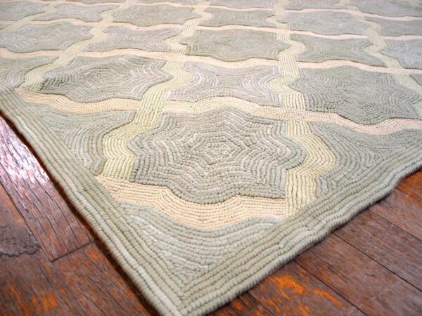 Contemporary american hooked rug — light gray background, modern design - detail view 4